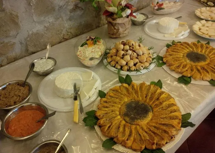 Farm stay San Giusto Montiano (Tuscany)